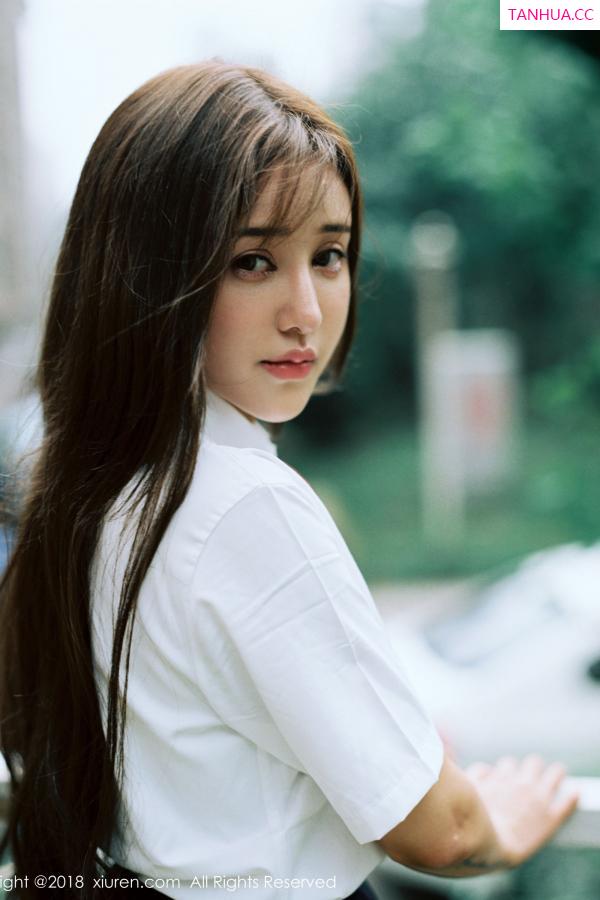 但甲子 丹妮酱也是但老师 模特丹妮Dannyy 运动滑板浴室湿身第5张图片